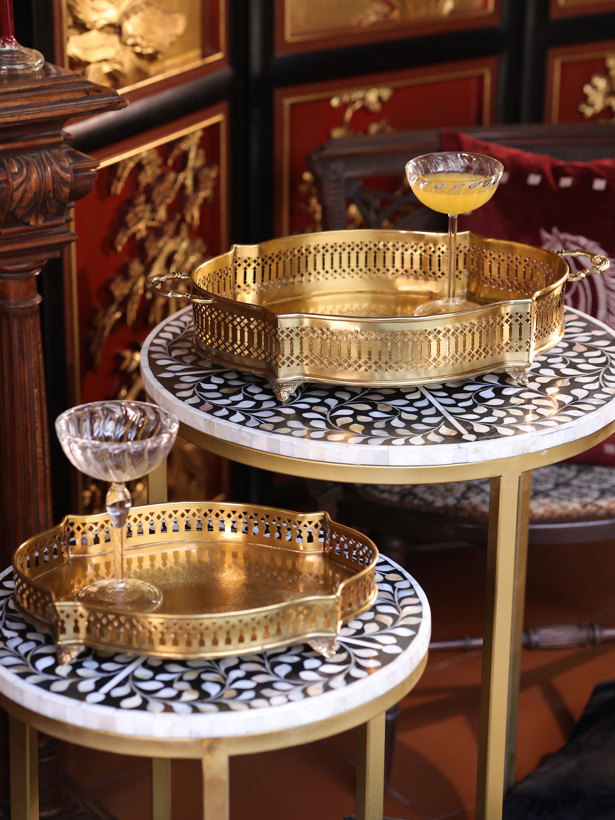 Victorian Curve Tray Medium Gold
