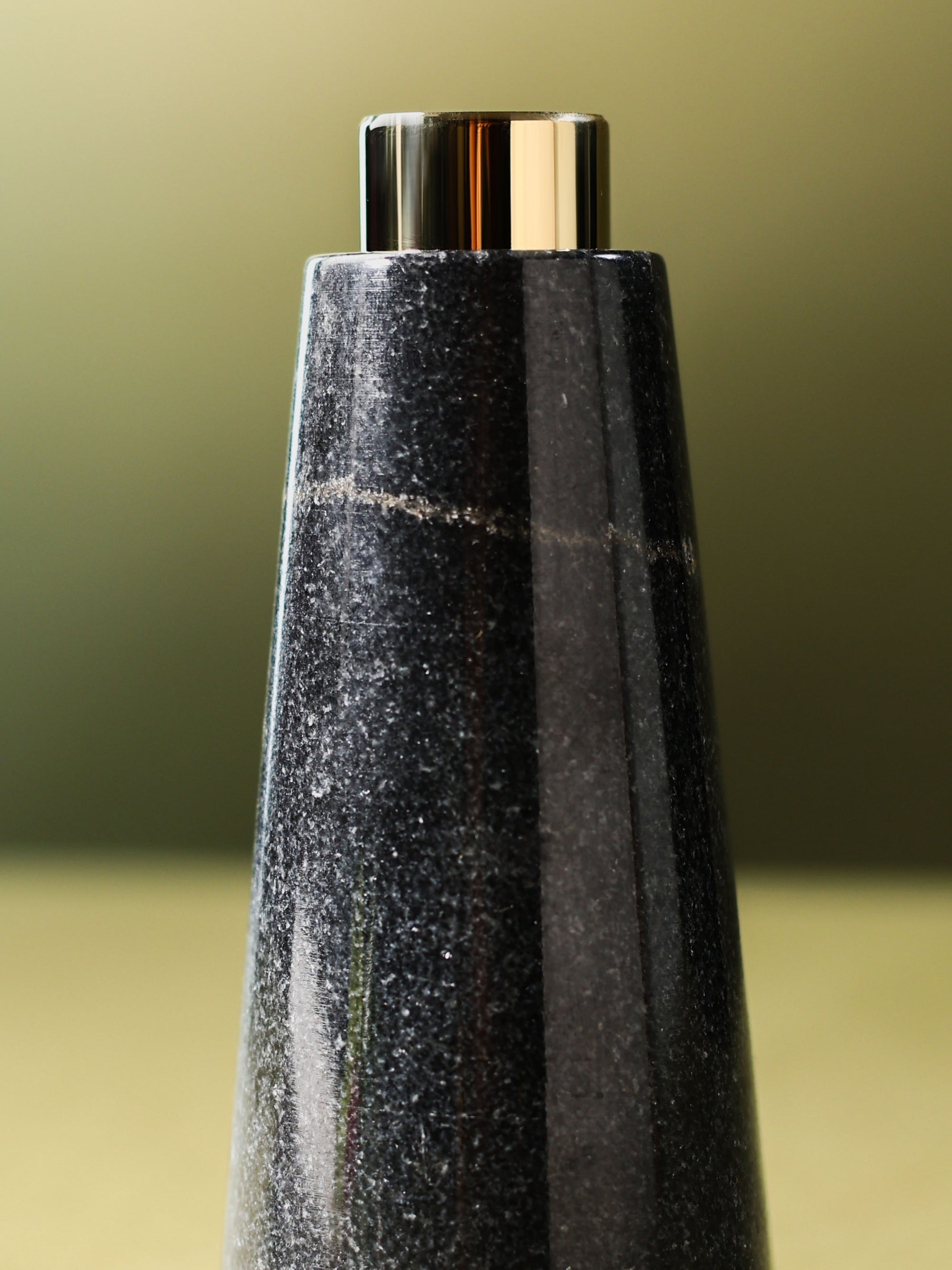Marble Bud Vase Black