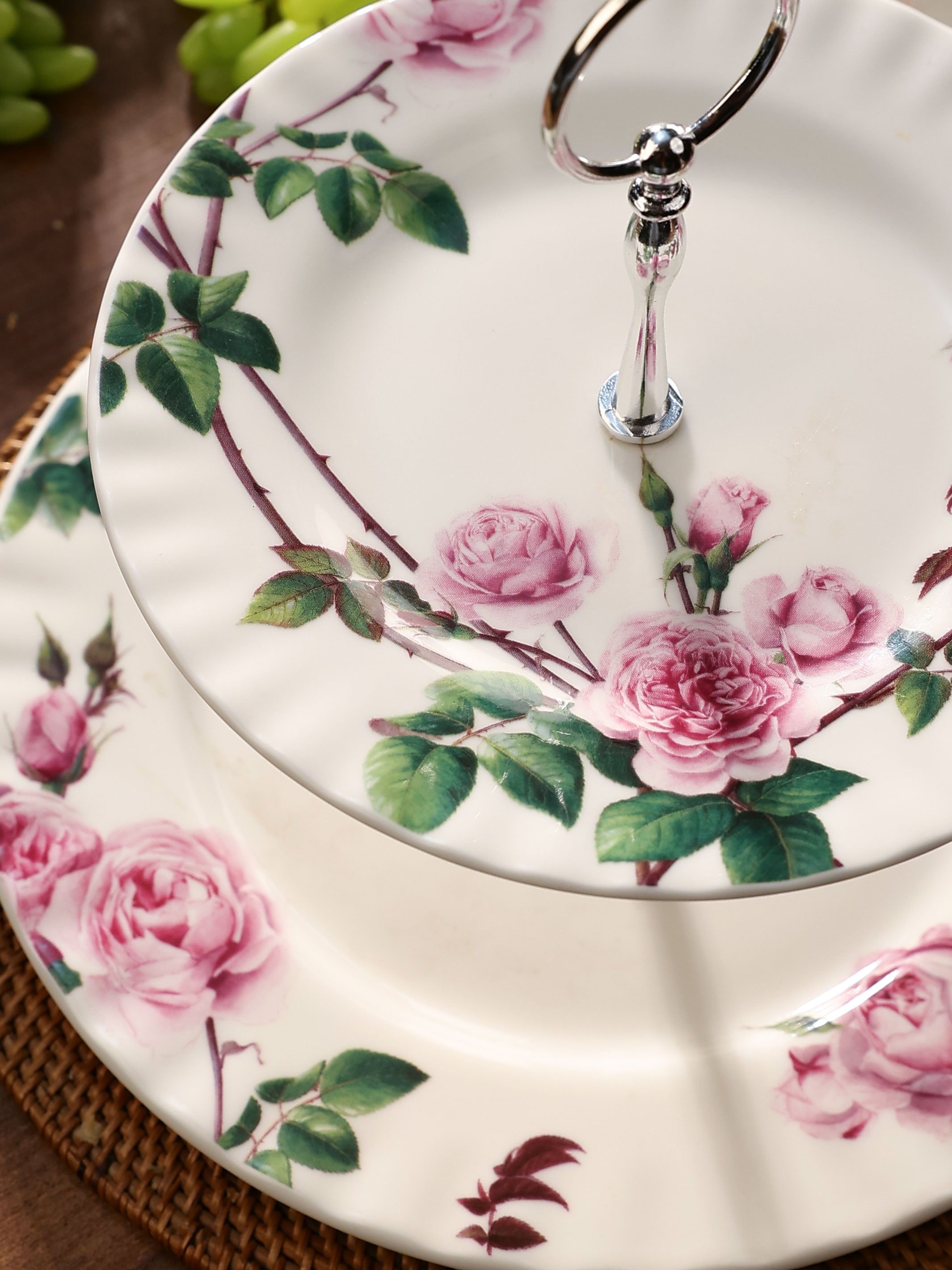 David Austen Roses 2 Tier Cakestand