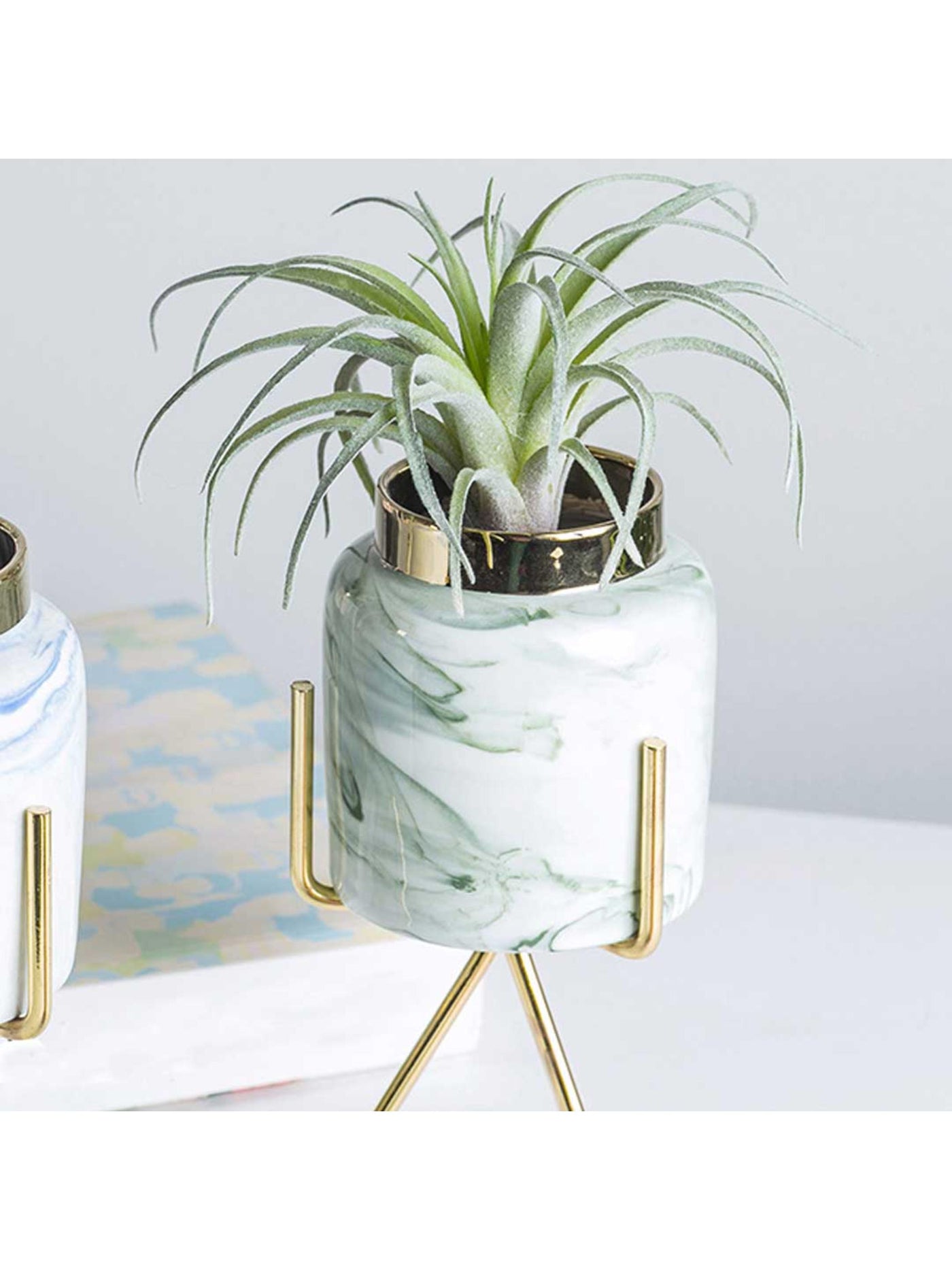 Ceramic Marble Planter Green - Gold Stand