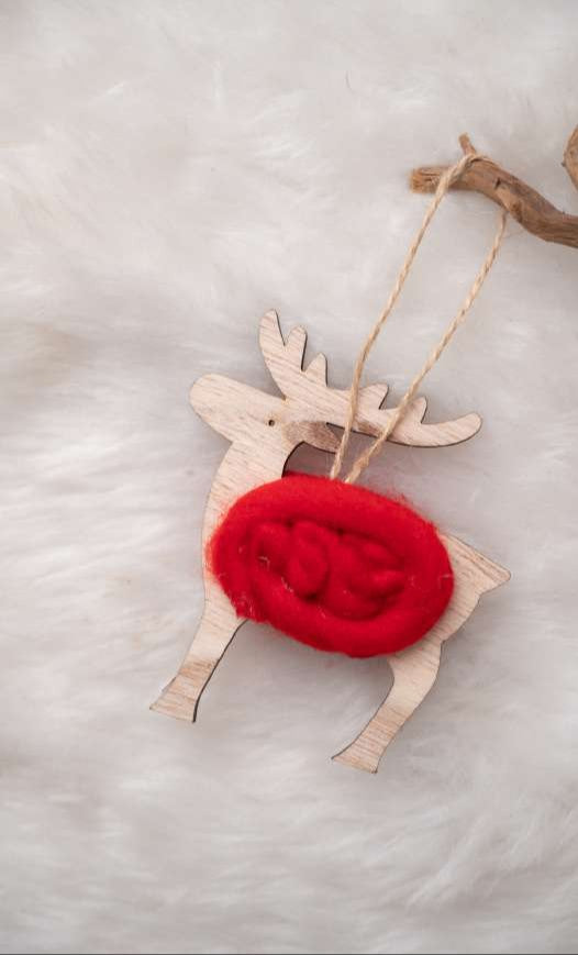 Wooden Reindeer Hanging Ornament with Red Wool Detail_CC123