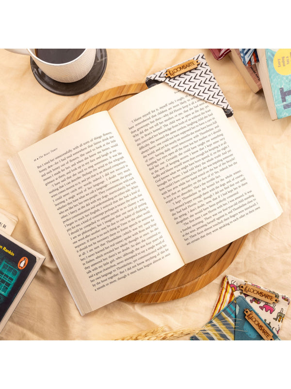 Black & White Square Bookmark