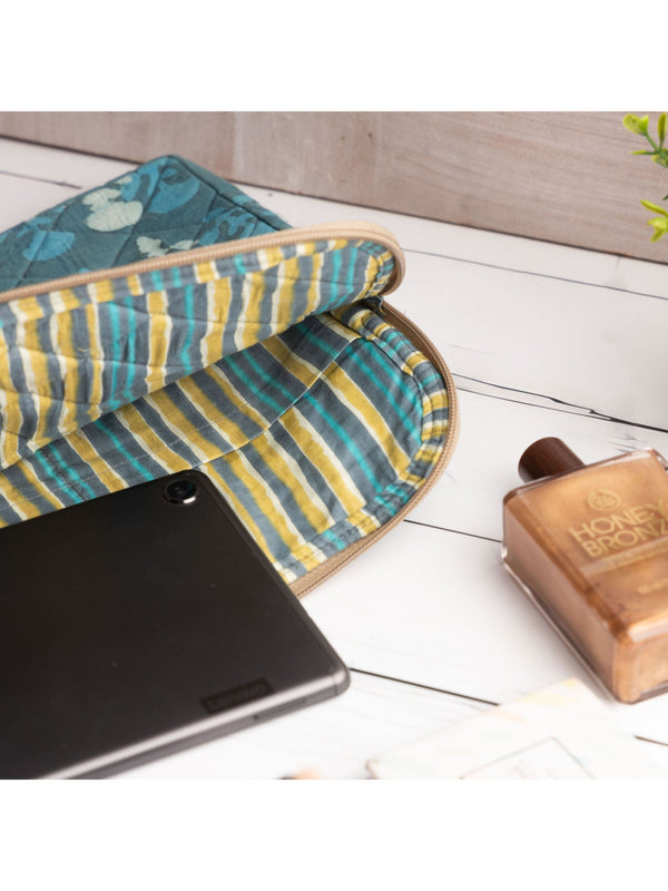 Green Lagoon Ipad Sleeve