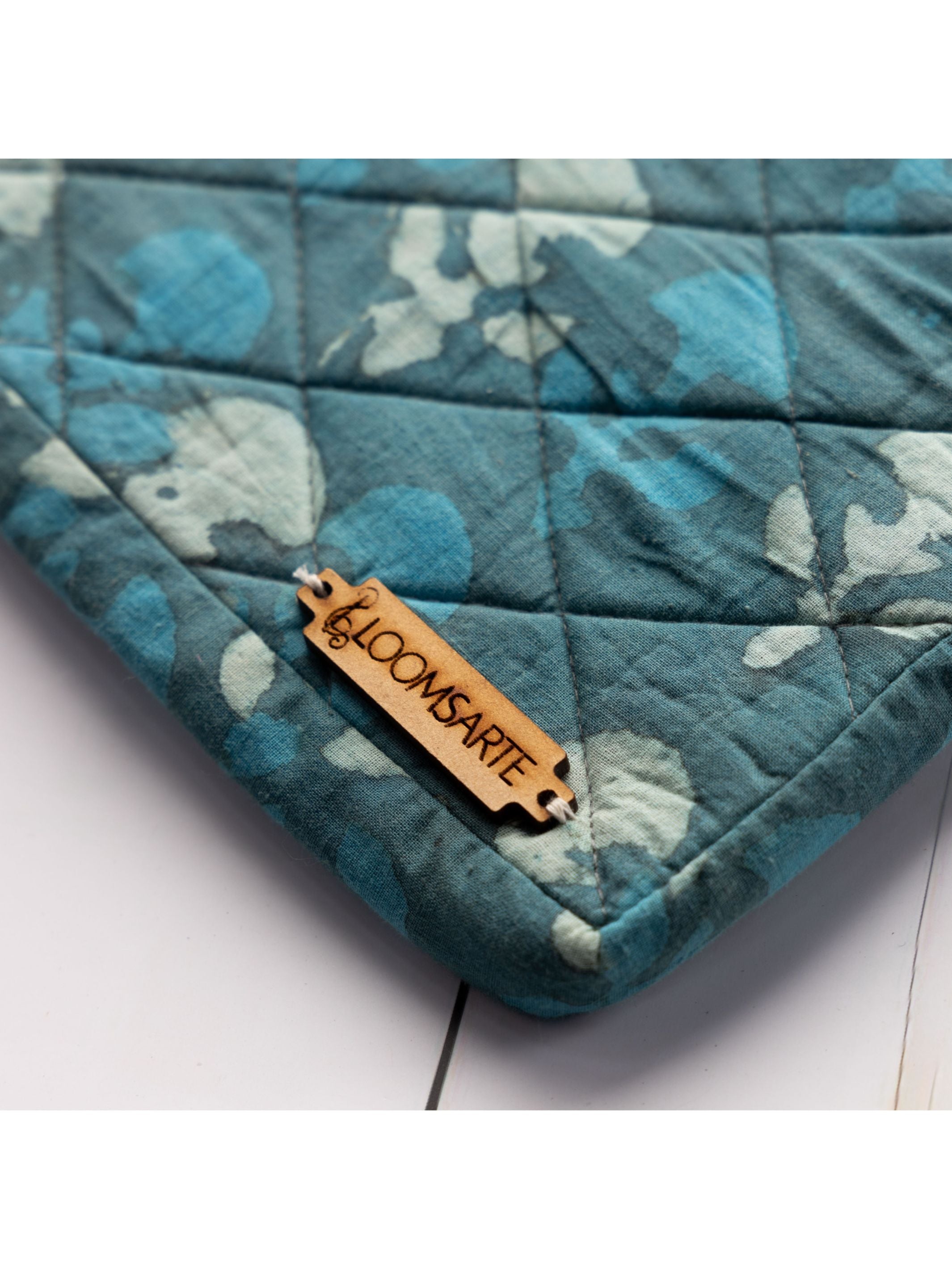 Green Lagoon Ipad Sleeve