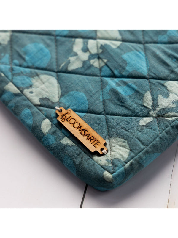 Green Lagoon Ipad Sleeve