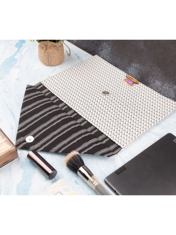 Black & White Ipad Envelope Sleeve