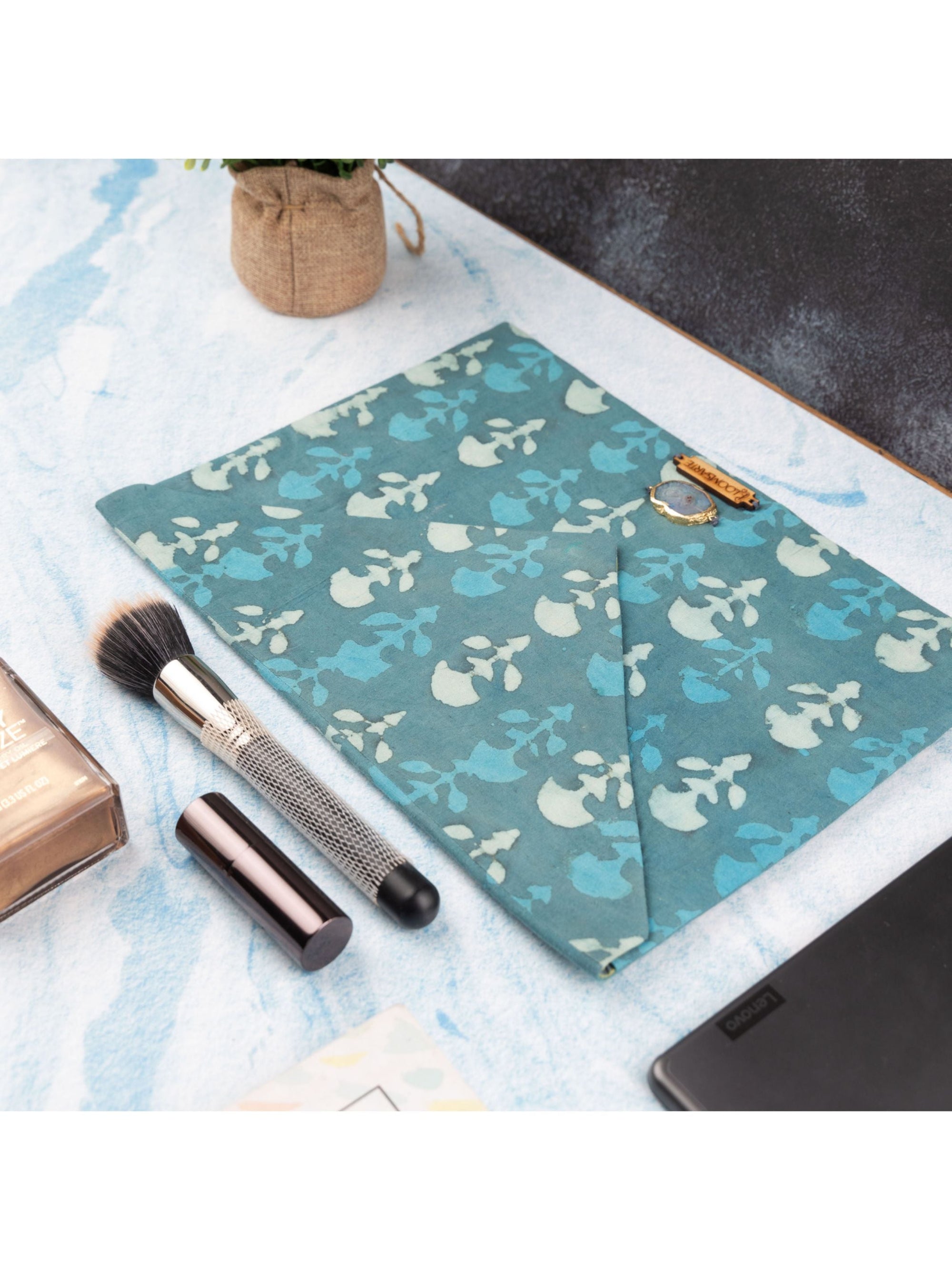 Green Lagoon Ipad Envelope Sleeve