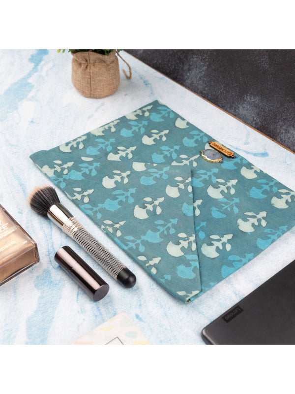 Green Lagoon Ipad Envelope Sleeve