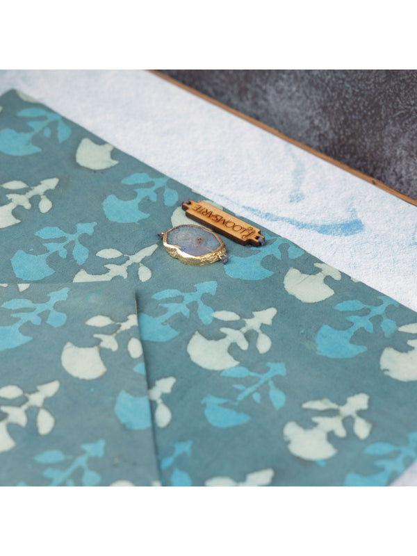 Green Lagoon Ipad Envelope Sleeve