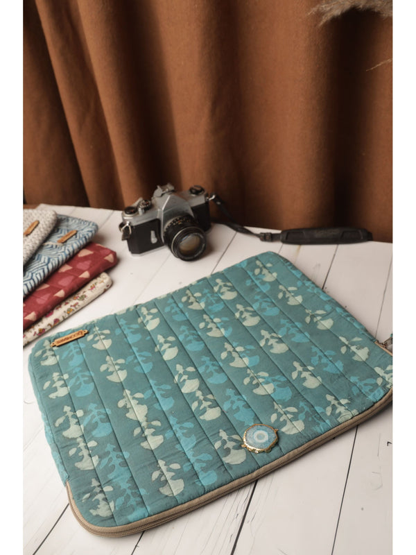 Green Lagoon Laptop Sleeve