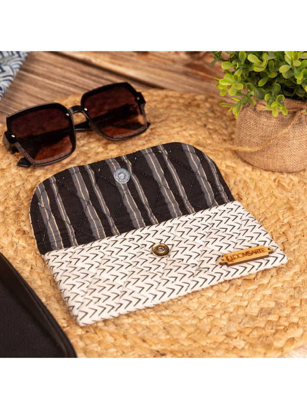 Black & White Spectacle Case