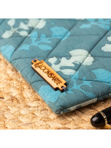 Green Lagoon Travel Pouch