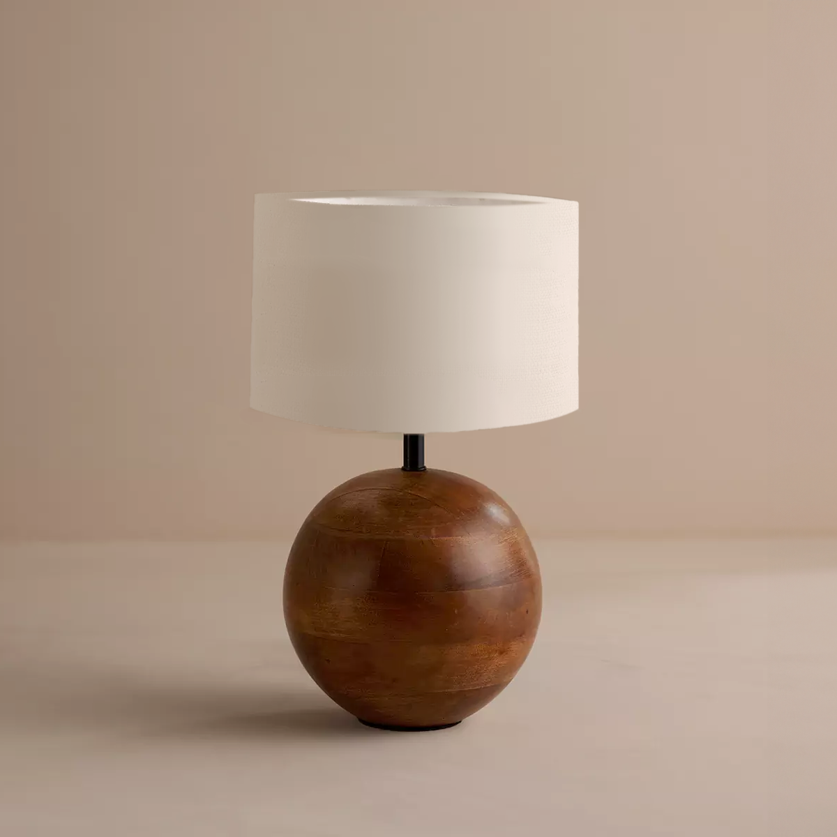 Sphere Table Lamp