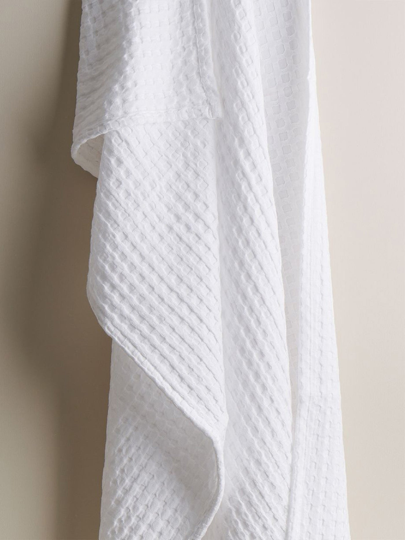 Bloom Cotton Waffle Bath Towel