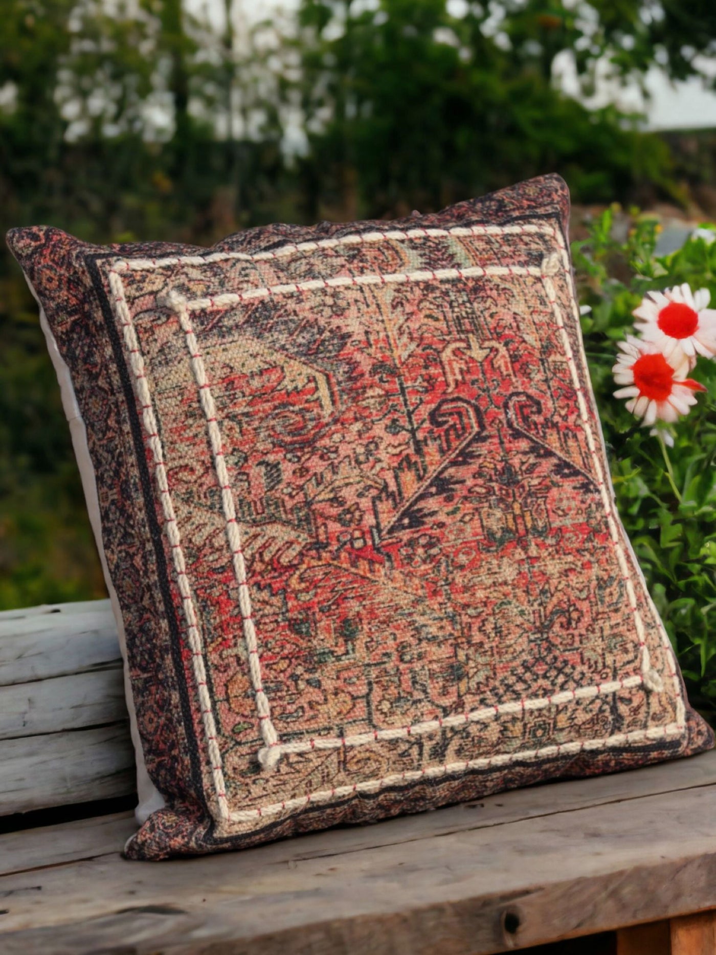 Cushion Cover - Meirge Embroidered
