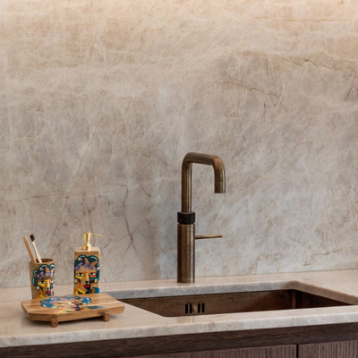 Neo - Handpainted Bathroom Set with Tray