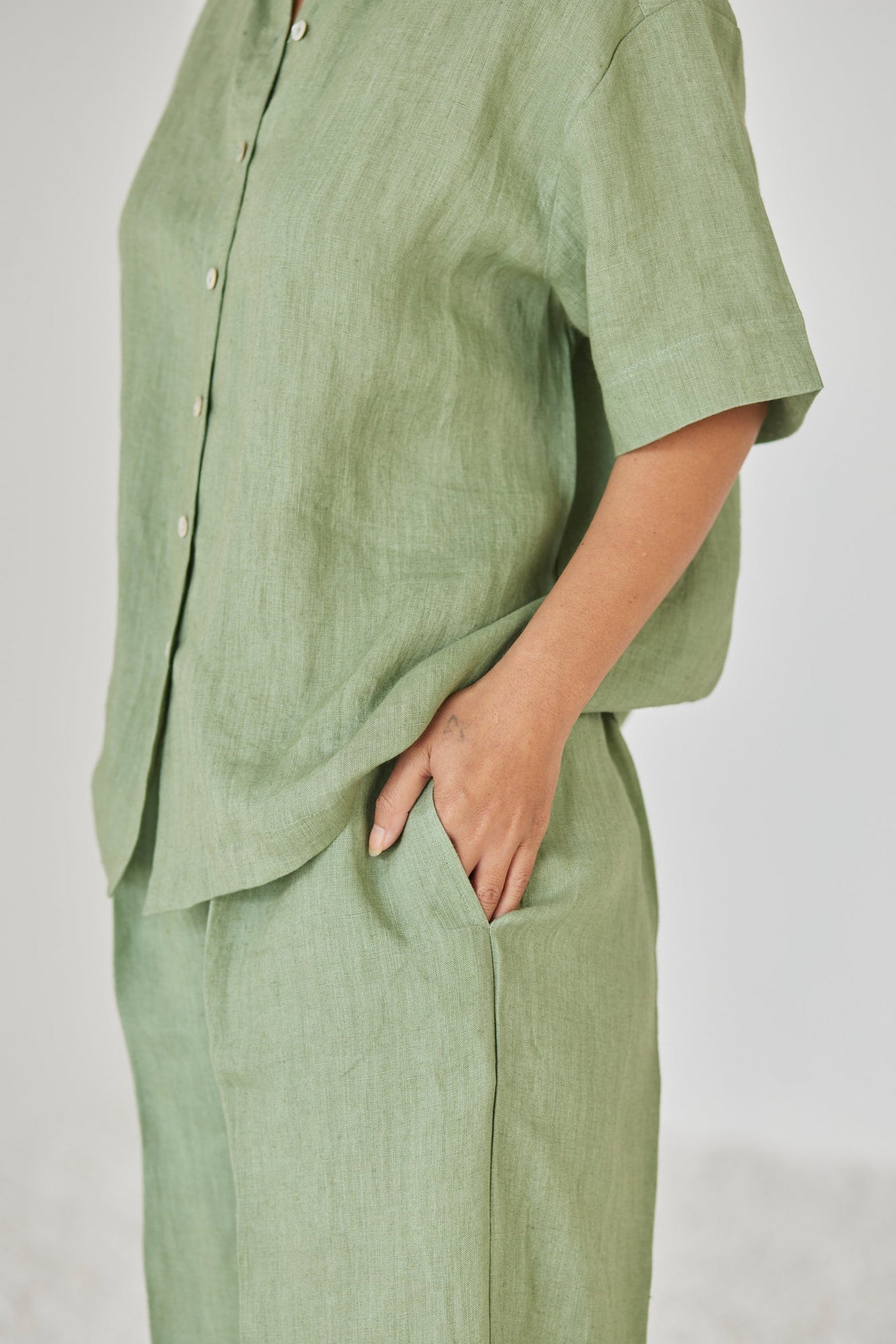 Oasis Linen Green Pants