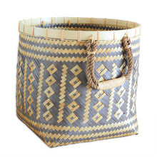 Open round laundry basket natural brown