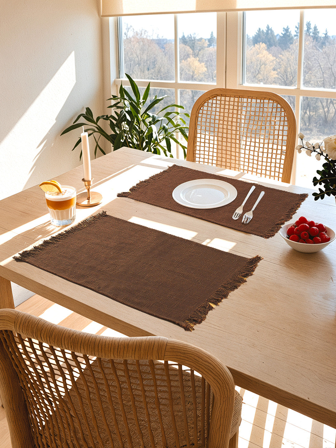 Amodini Set of 2 Placemats (Brown)