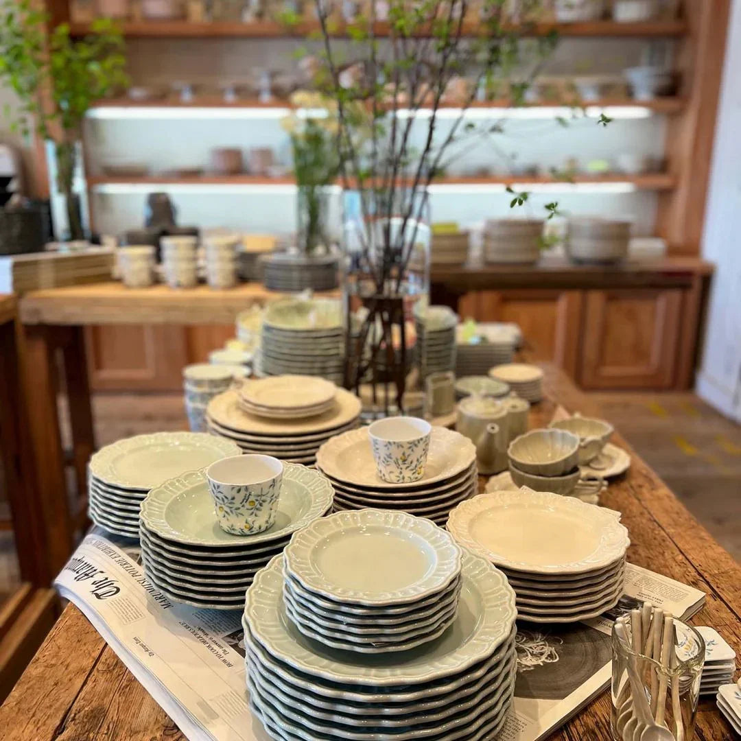 Pomponner Dessert Plate