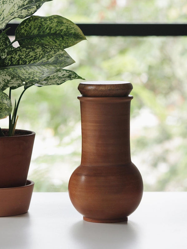 Carafe and 2 tumblers