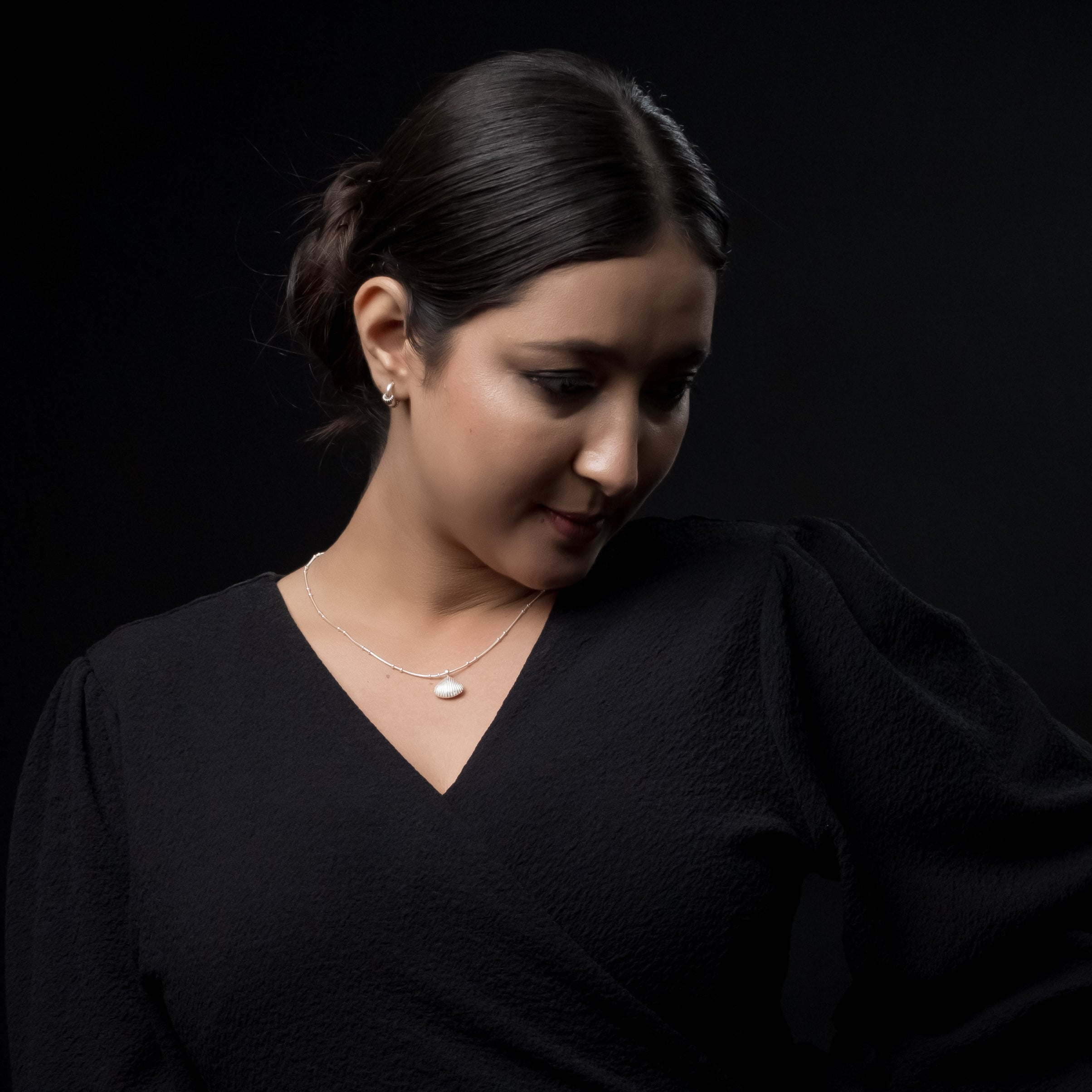 Sailee Chain Pendent