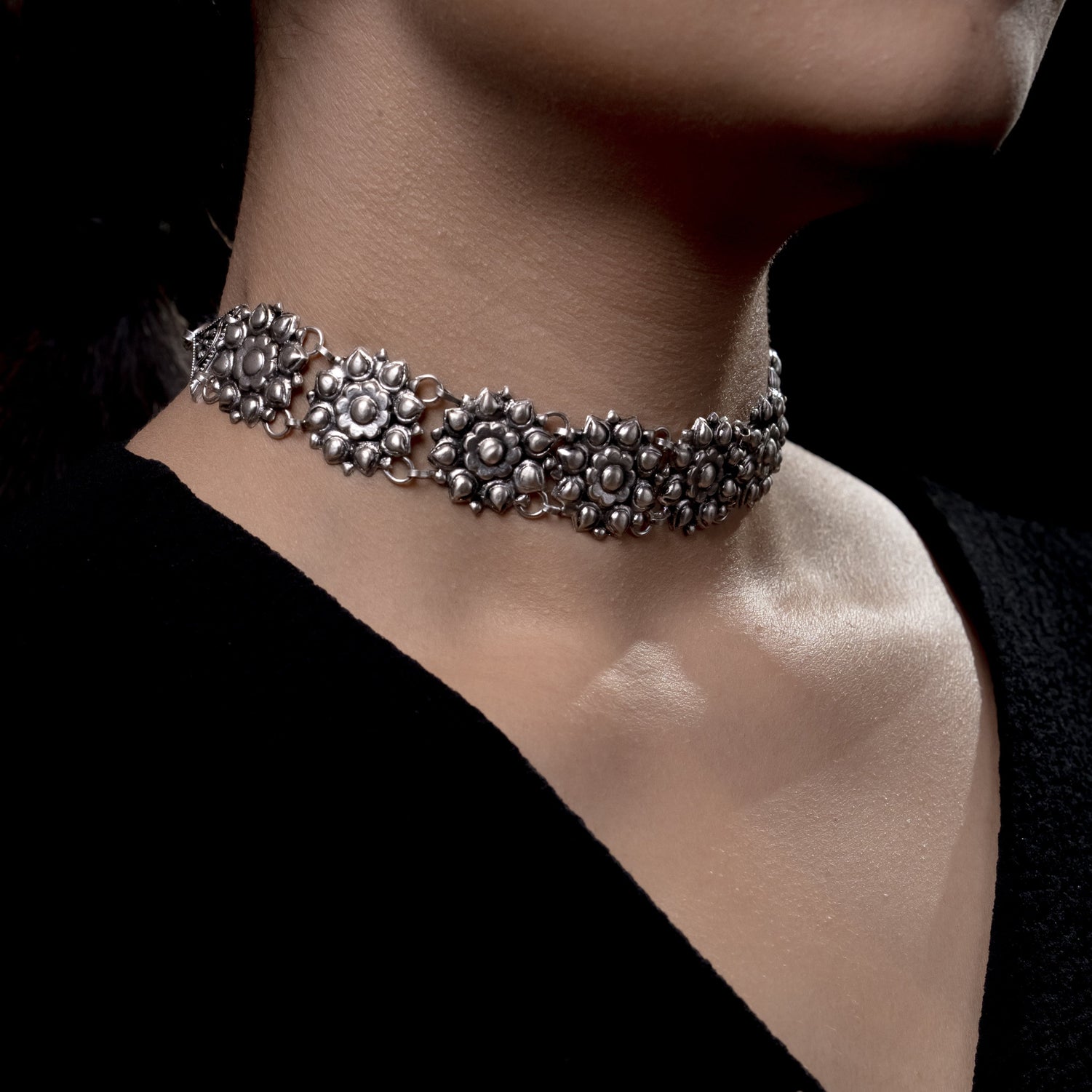 Chandak Guluband Silver Choker