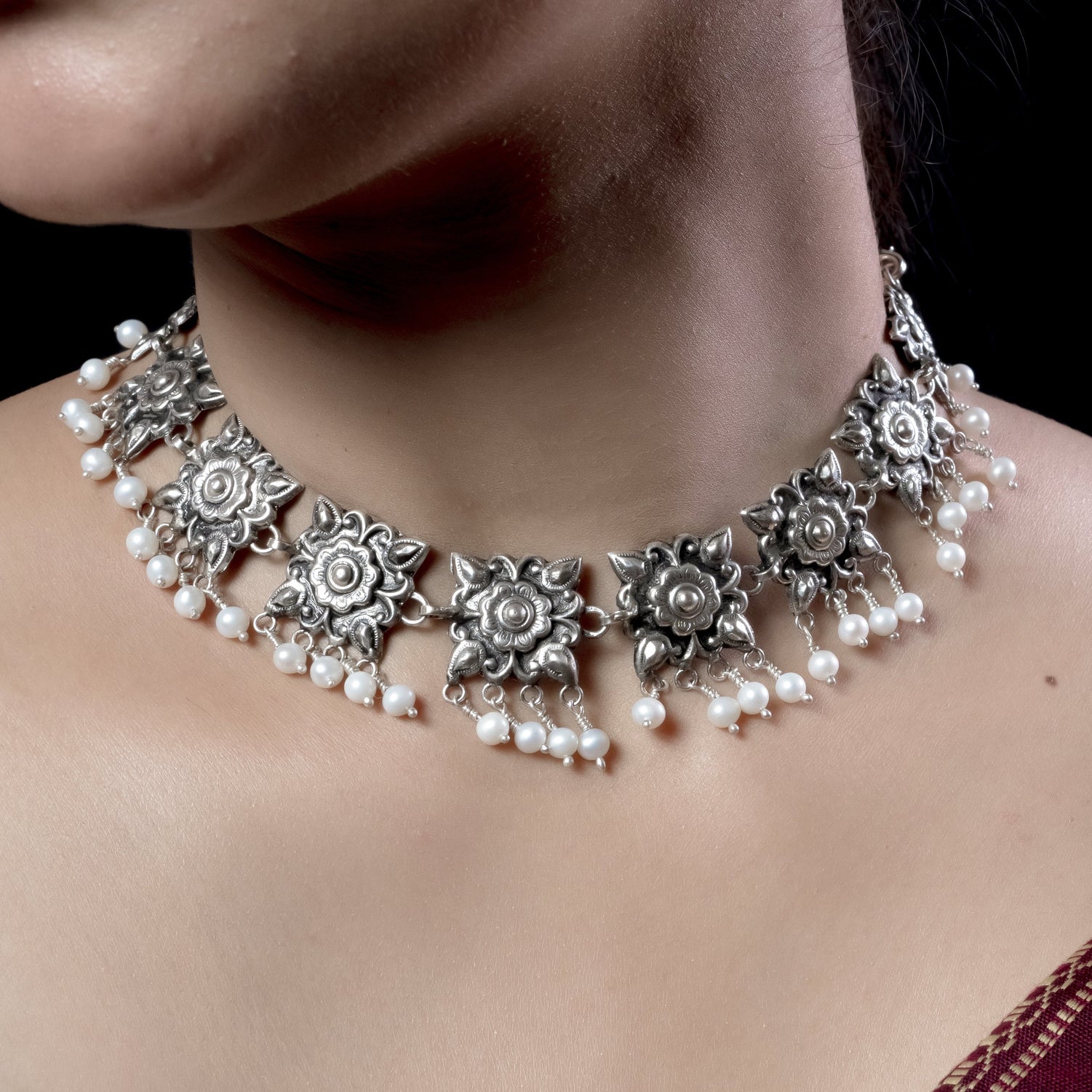Silver Choker - Gulhar guluband