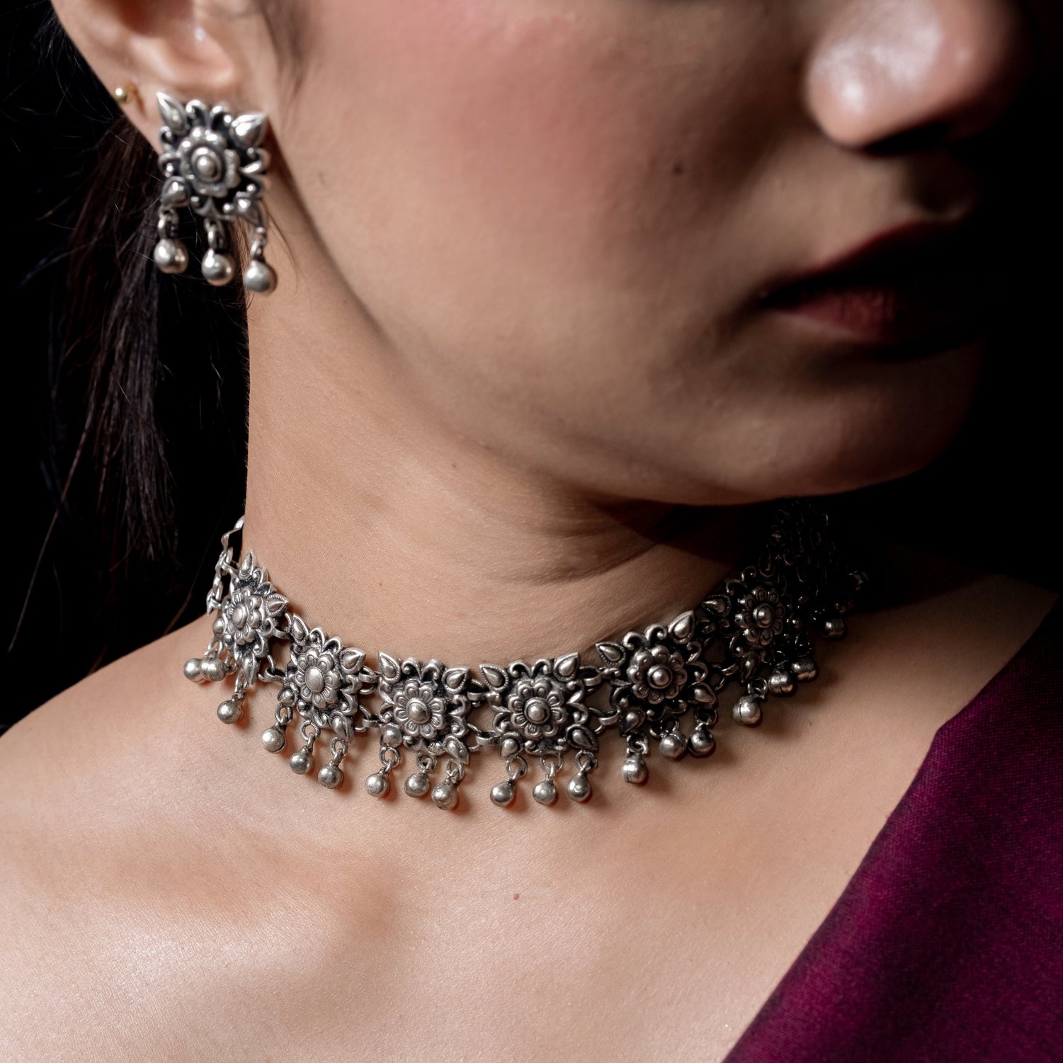 Chauki Ghungru Guluband Silver Choker