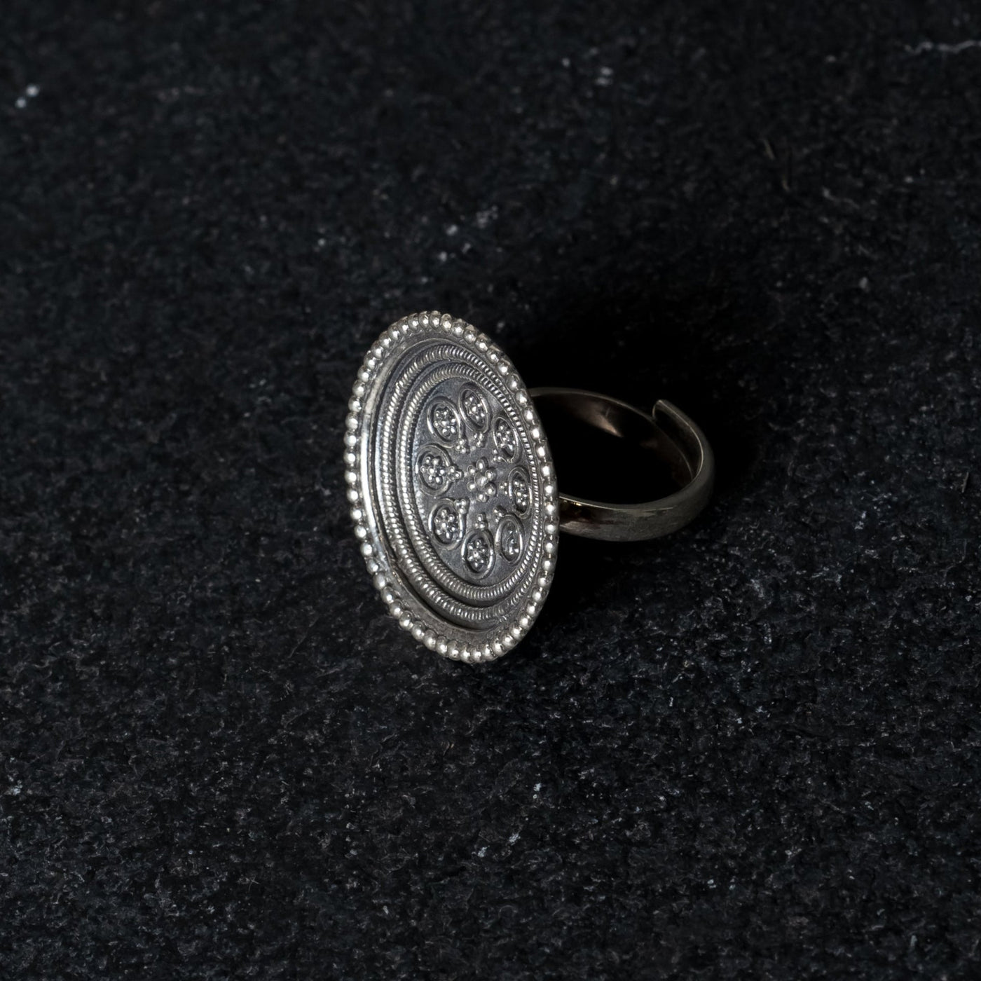 Kumud Ring