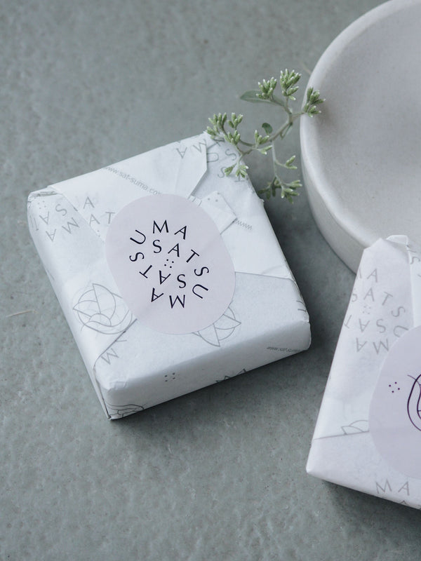 Set of 2 Soaps & a Soap-dish