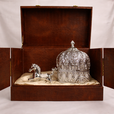 Royal Dome Horse Cart Gift Decor