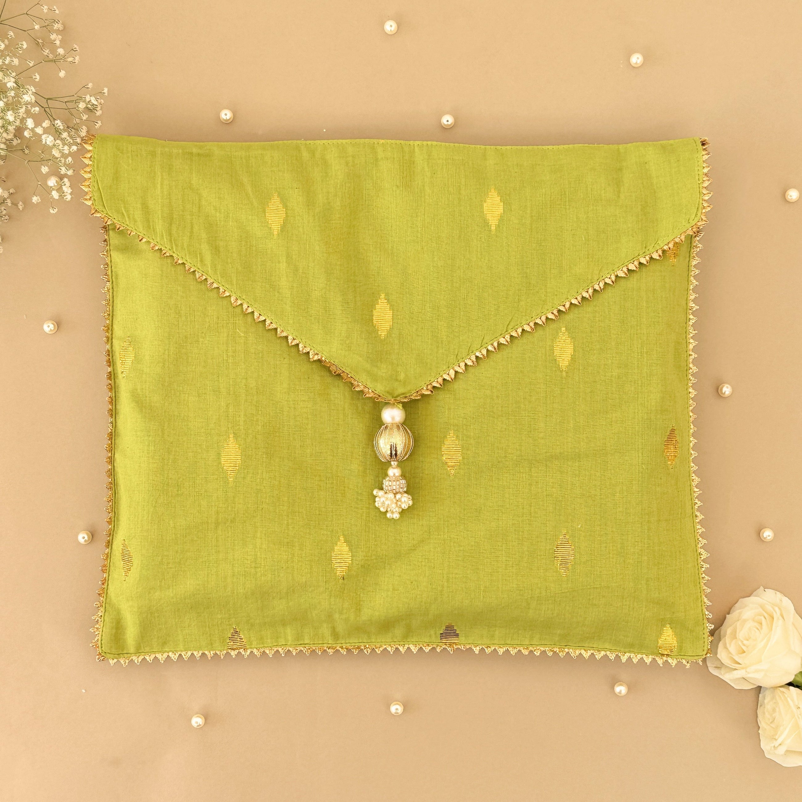 Green & Gold Patola Saree/Stole Case - Product Image 