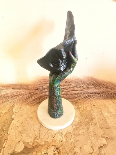 Black Golden Thinking Down Face in Hand Resin Decor Statue