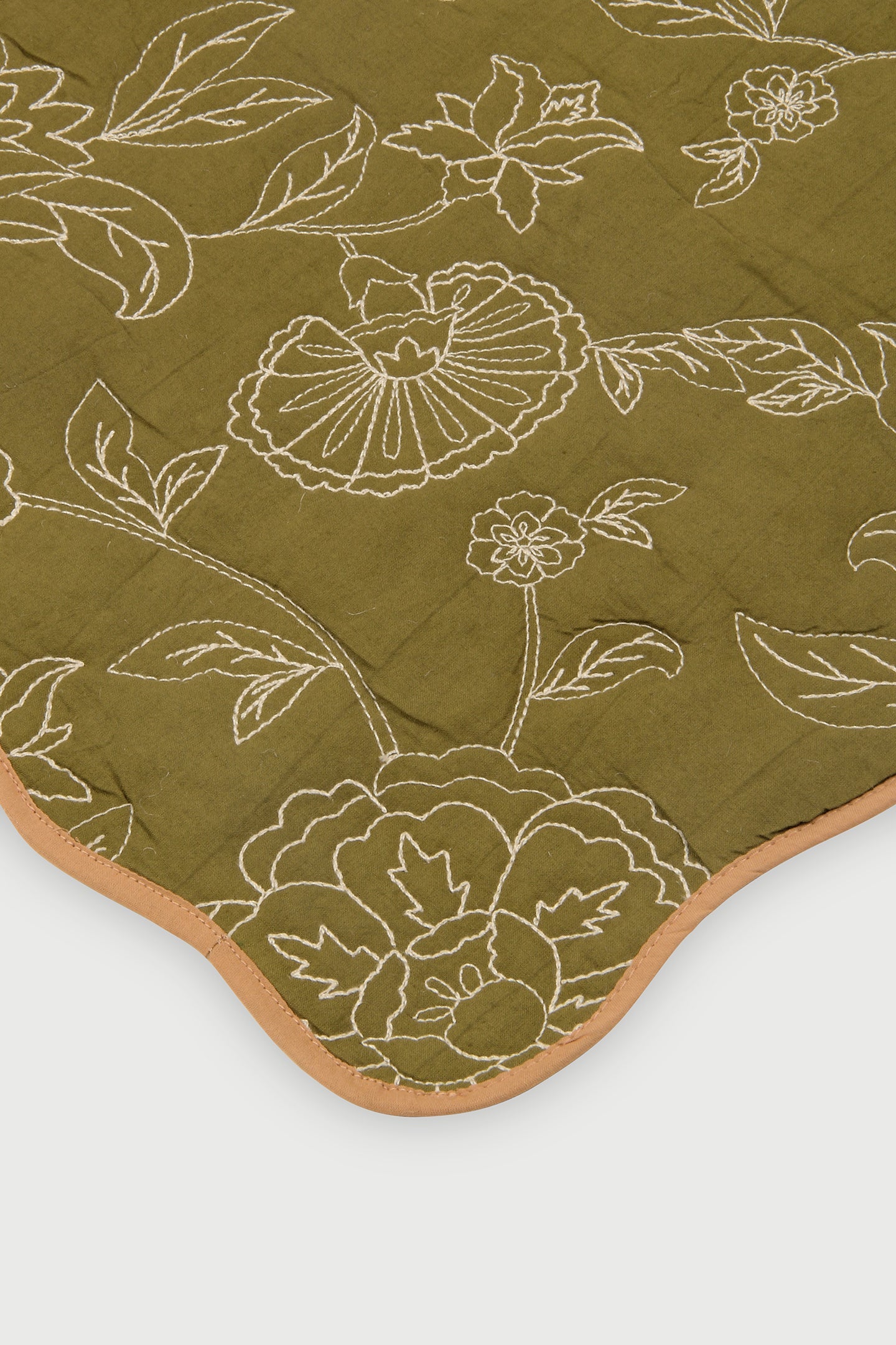 Rosabelle Chintz Olive Scallop Mats-Set of 2