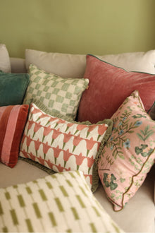Tulip Raspberry Oblong Cushion Cover