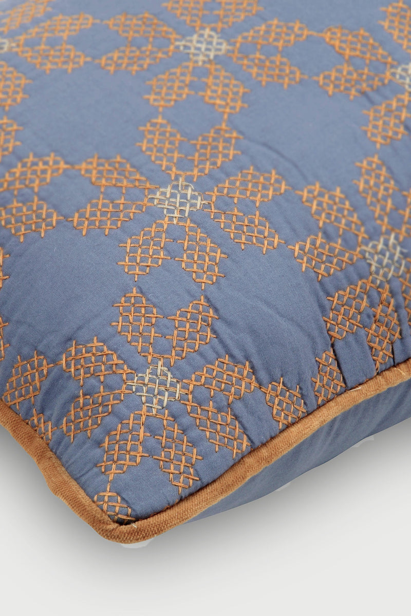 Daisy Azure Oblong Cushion Cover