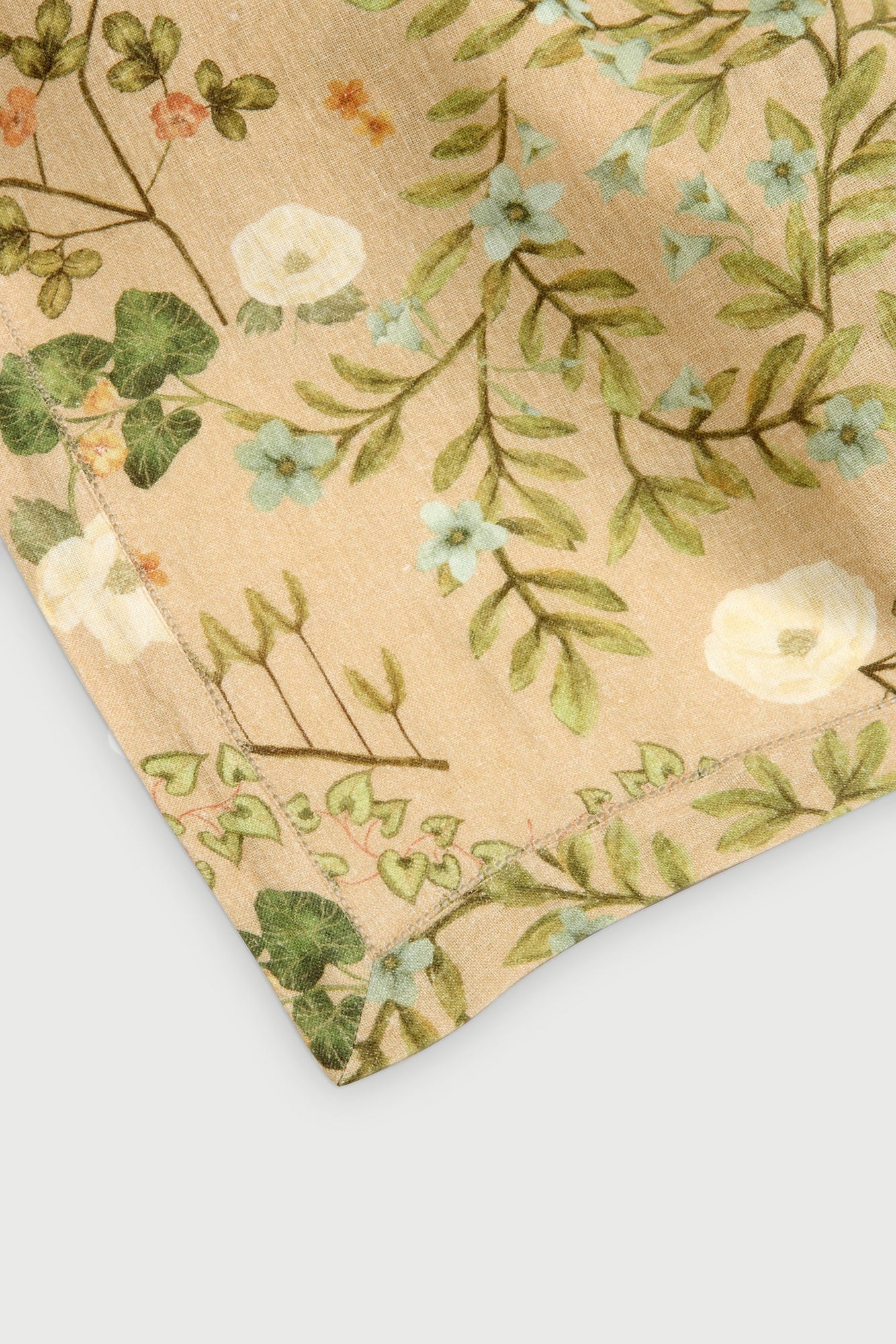 Valley Peach Linen Table Cover