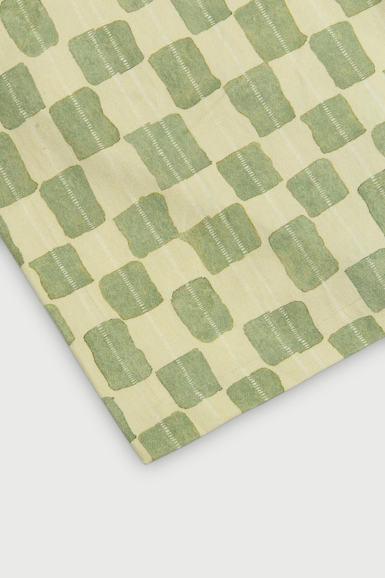 Echo Fern Cotton Table Cover