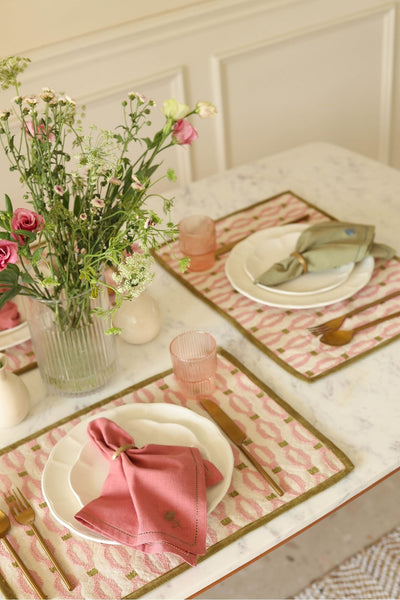 Thistle Raspberry Table Napkins-Set of 2