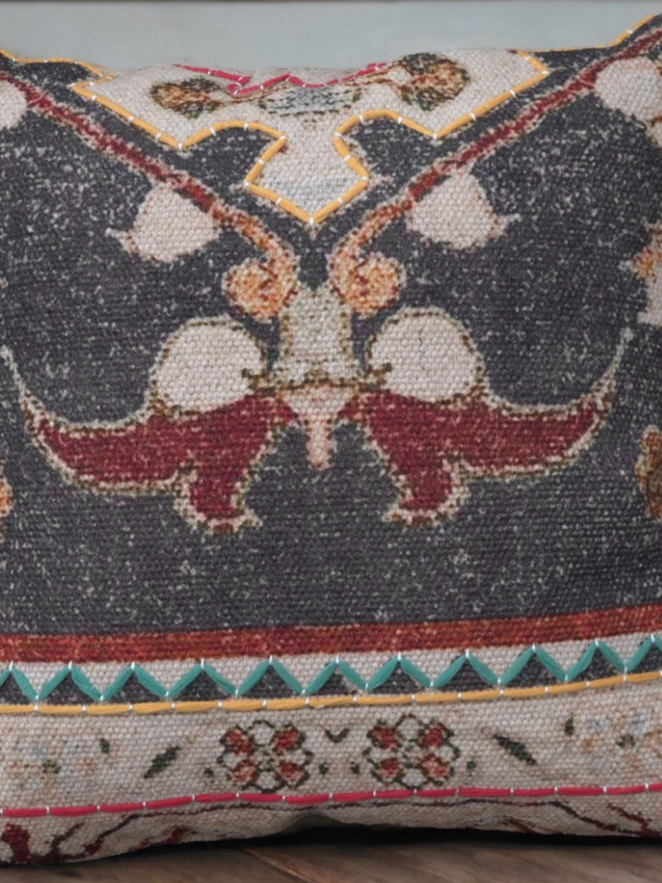 Cotton Cushion Cover - Smed Embroidered