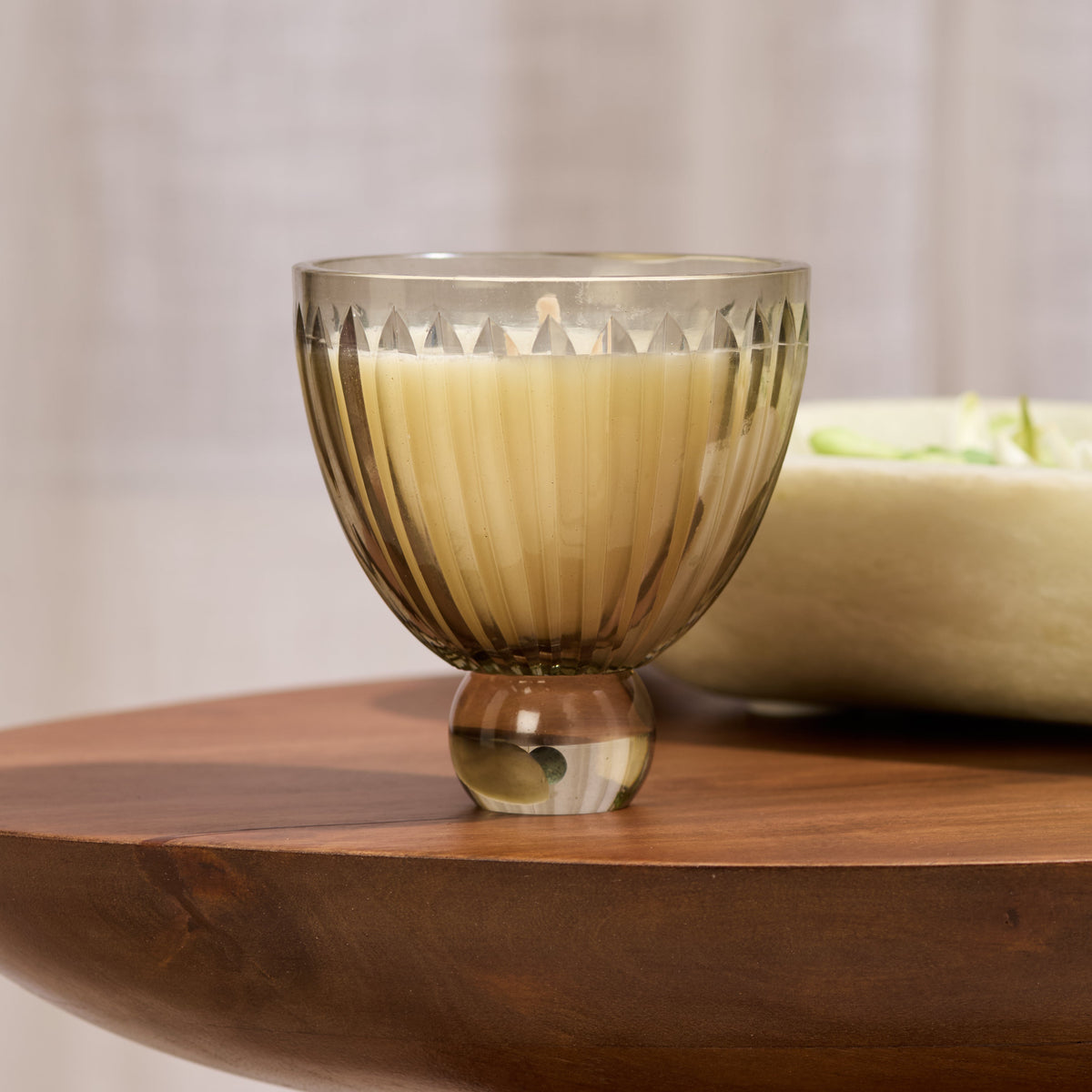Tinted Vase Candle - Oudh