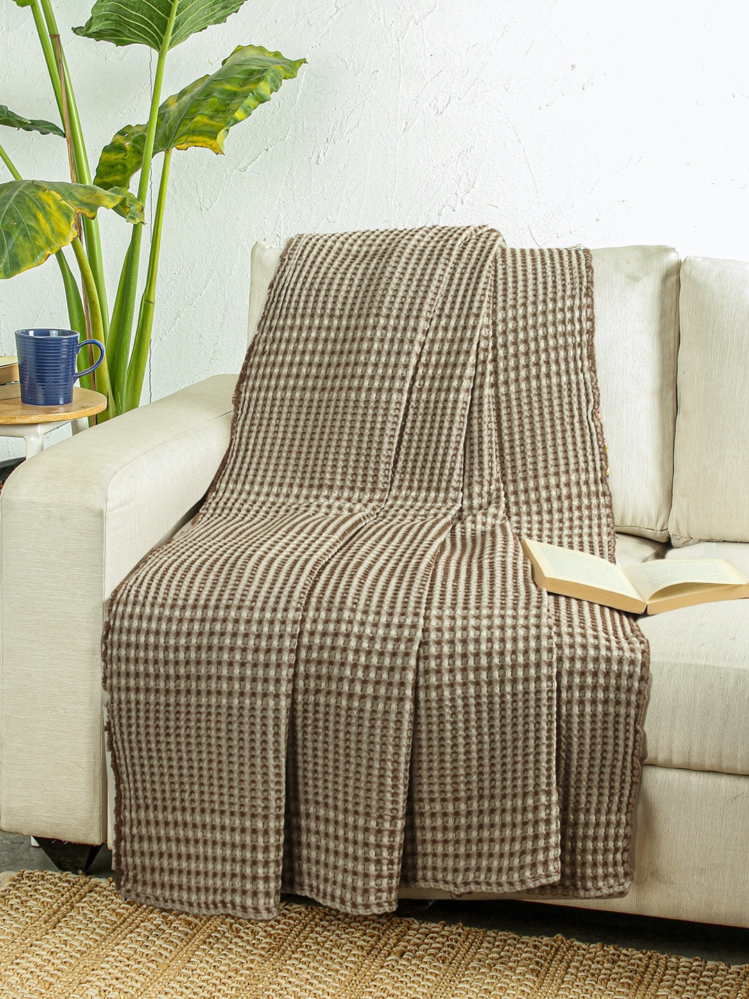 Karakoram Throw (Natural/Dark Brown)