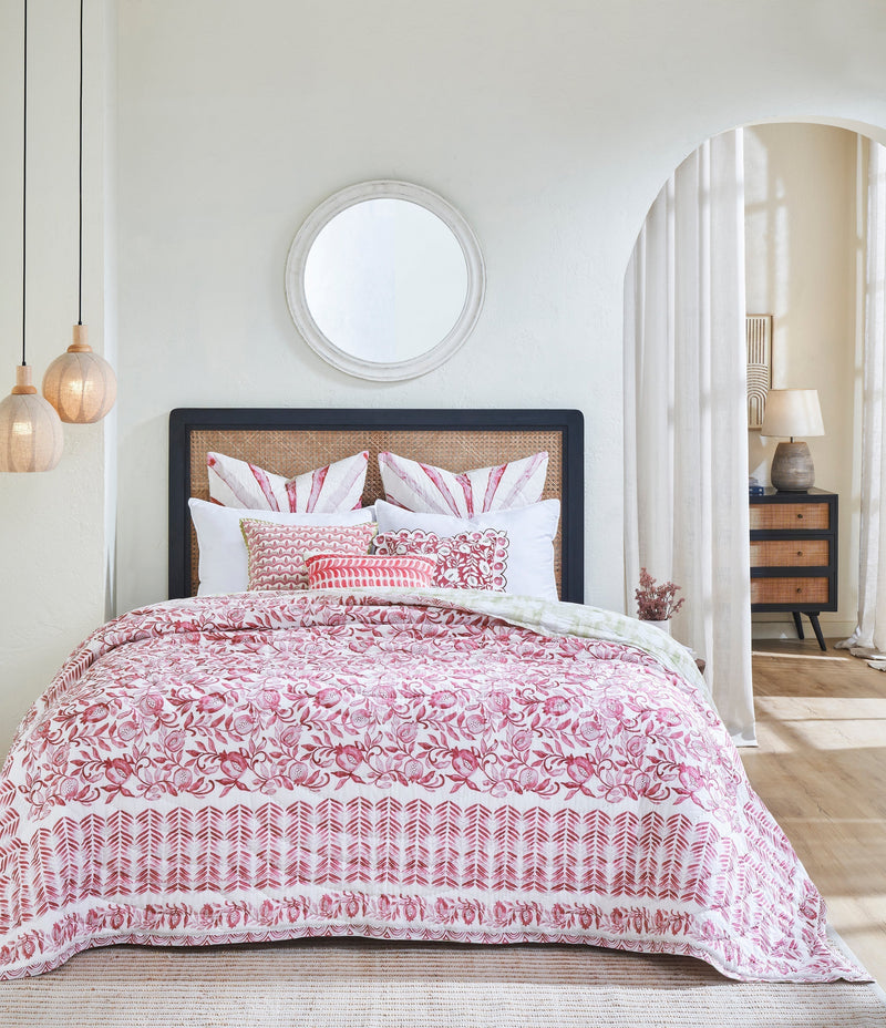 Ayna Red Cotton Quilt