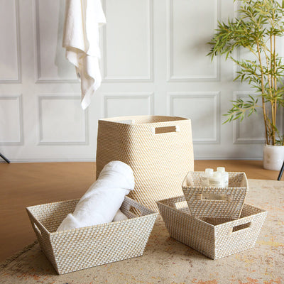 Hershey white basket
