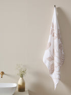 Vine Bloom Cotton Gauze Bath Towel Clay