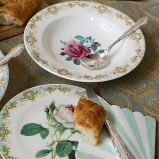 Vintage Rose Fluted Soup Plate (Set of 6)