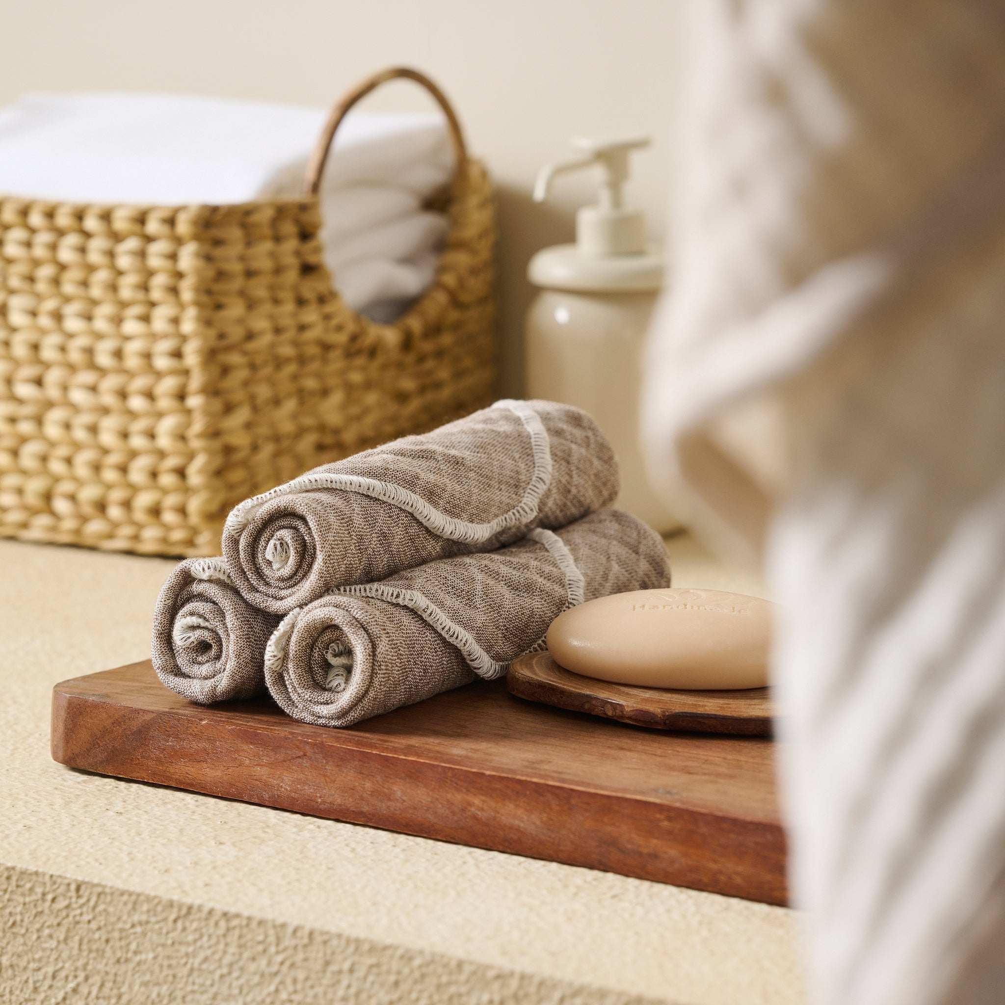 Walnut | Cotton | Gauze | Face Towel