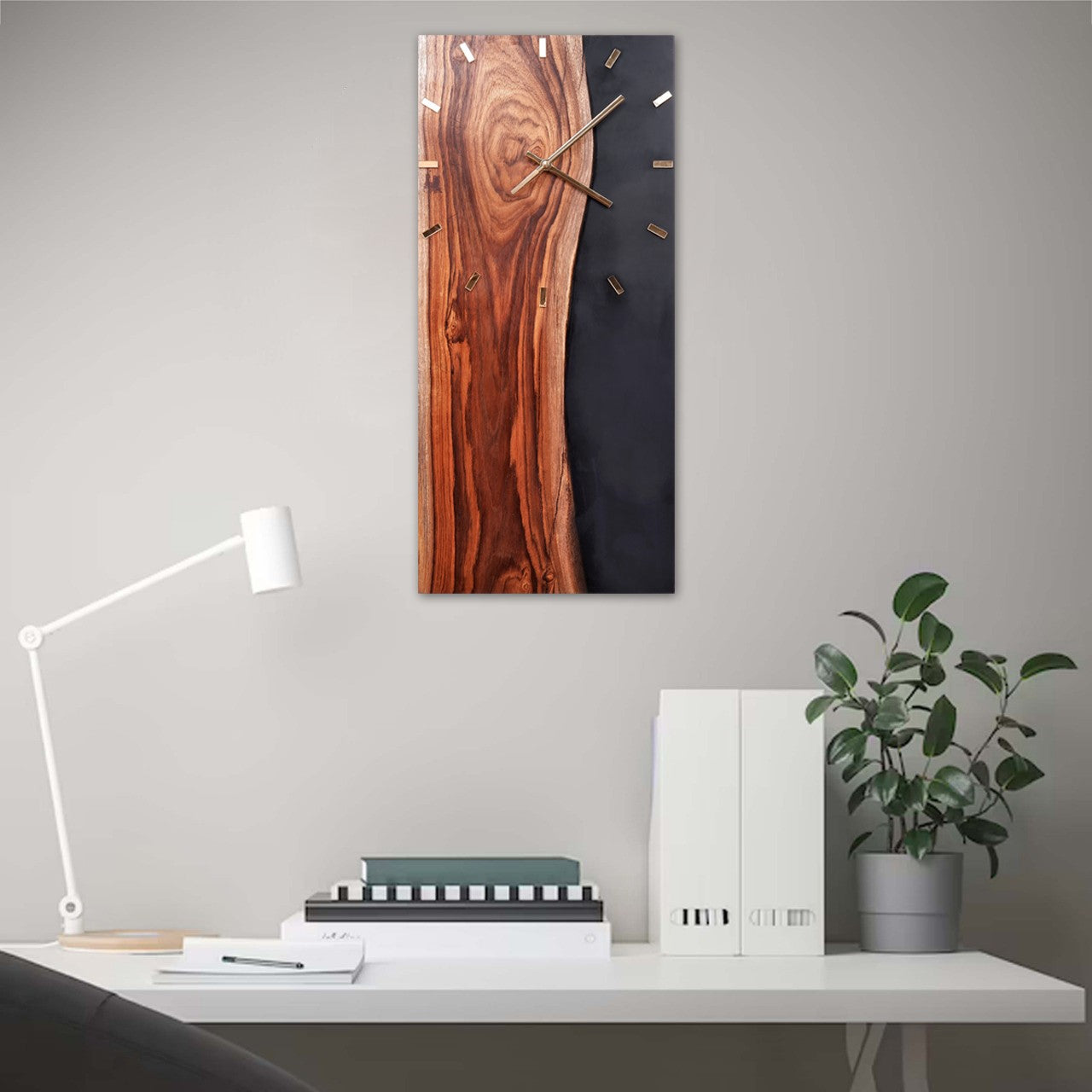 Elegant Resin Wall Clock – Perfect Blend of Sheesham Wood & Black Resin