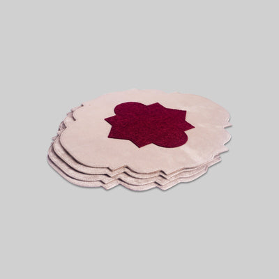 Vintage display table mats on dining table India - The Mage Home